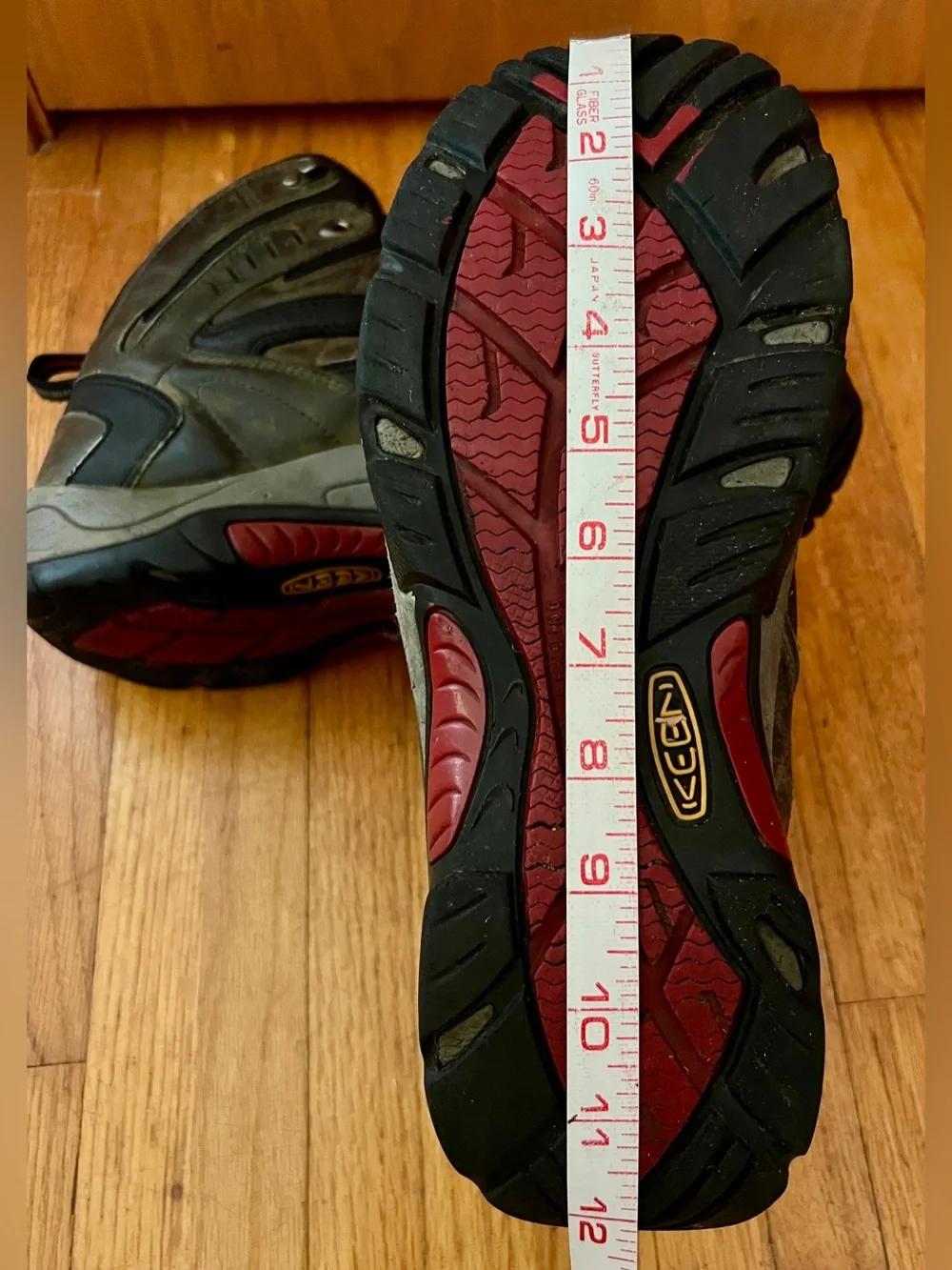 Keen Revel Dark Shadow Chili 200g Insulated Winter Hiking Boot Waterproof - 12